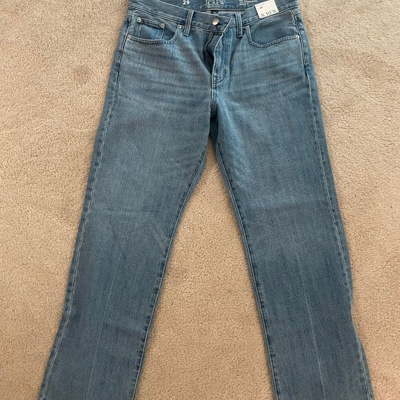 Mid-rise straight jean - Picture 3 of 5